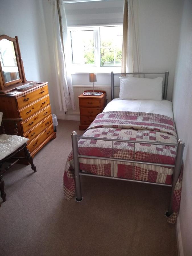 Smitten House 4 Bedroom Rhyl Exterior photo